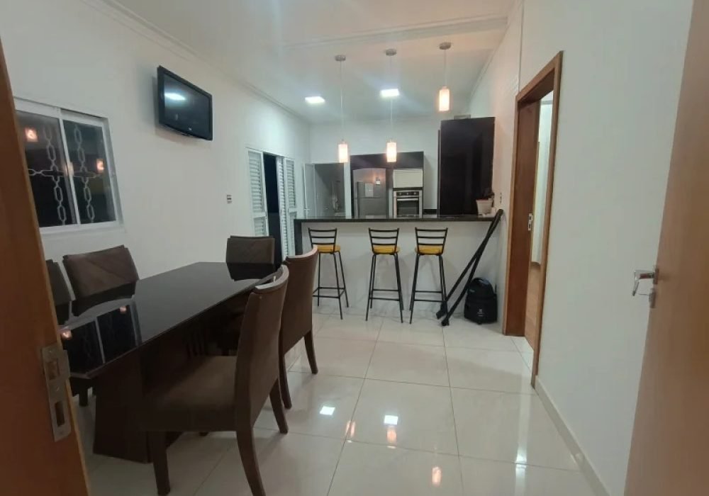 WhatsApp Image 2025-09-10 at 10.47.18 (1)