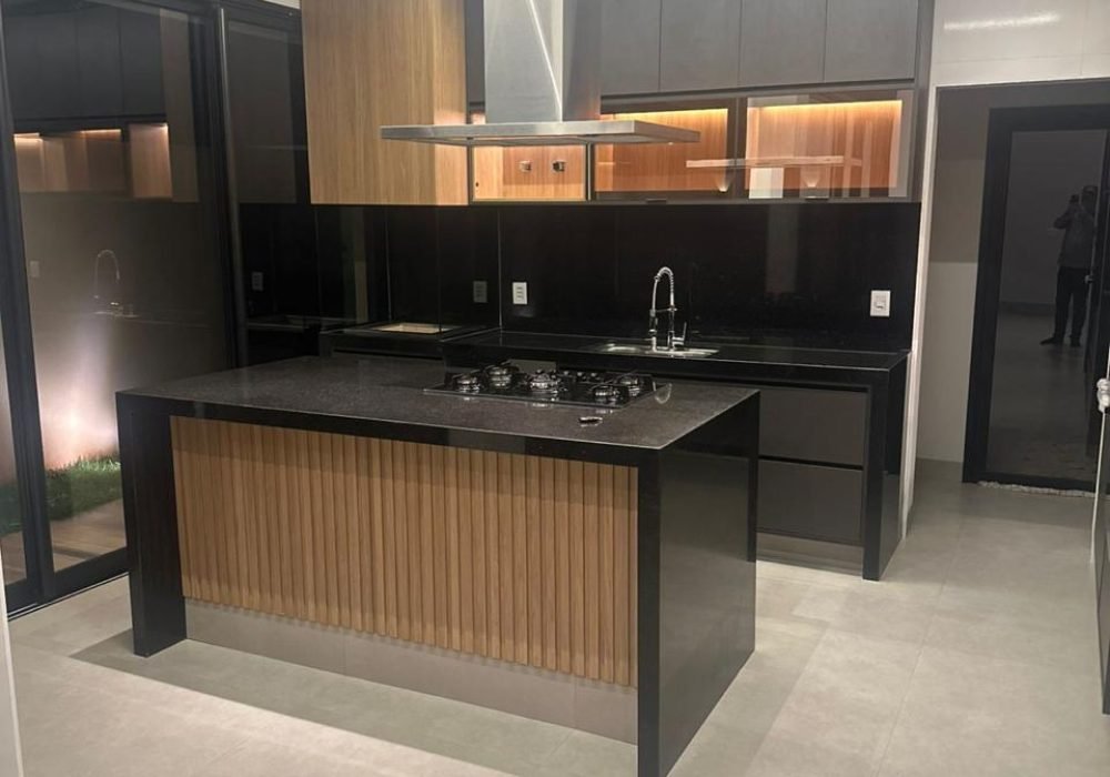 WhatsApp Image 2025-11-26 at 16.23.48 (1)