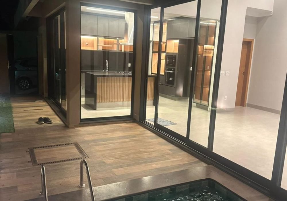 WhatsApp Image 2025-11-26 at 16.23.48 (2)